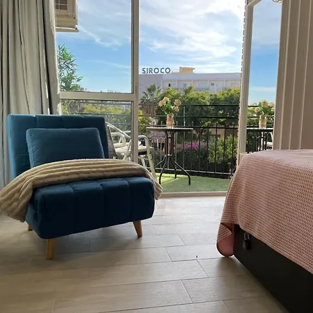 Apartment With Views Next To Puerto Marina The Door