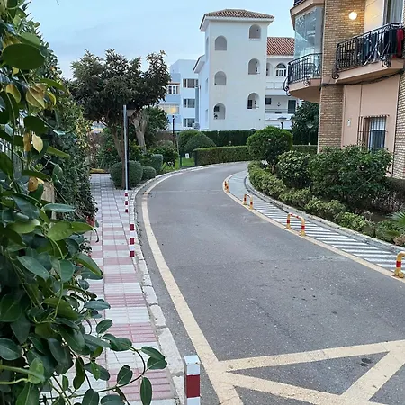 With Views Next To Puerto Marina The Door Apartament