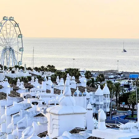 With Views Next To Puerto Marina The Door Apartament