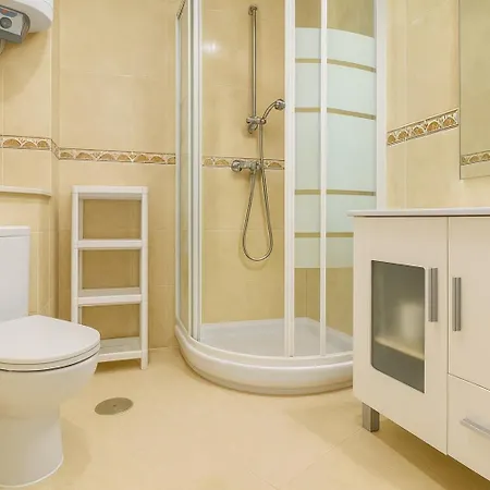 Apartament With Views Next To Puerto Marina The Door Benalmádena